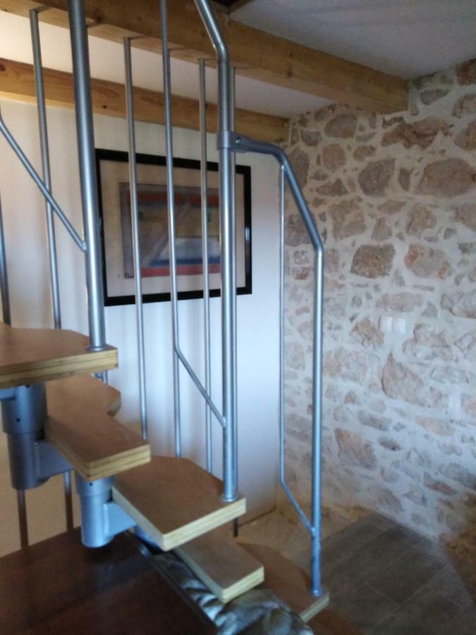 Studio Apartmani Sverko Пунат Экстерьер фото